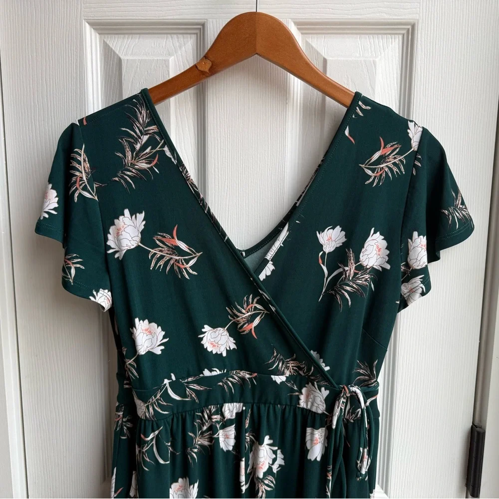 Kaileigh Maternity Cropped Jumpsuit Dark Green Floral, Maternity Small - Picture 2 of 5